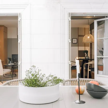 Lisas - 1 Et Terrasse Dans Le Quartier Du Louvre *